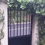 Saint-genest- Lerpt Proche Gorges De La Loire Apartamento *
